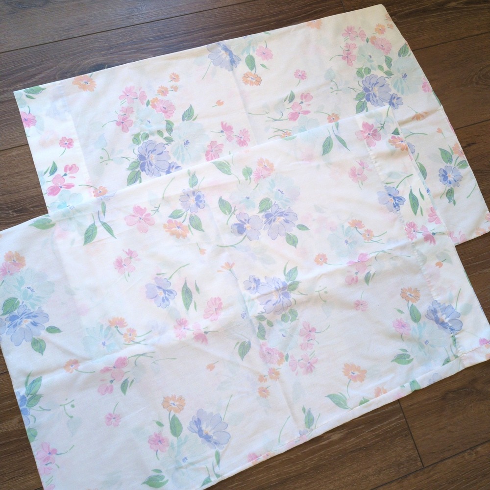 Vintage Cannon Floral Standard Pillowcase Pair - White Blue‎ Pink Green Flowers